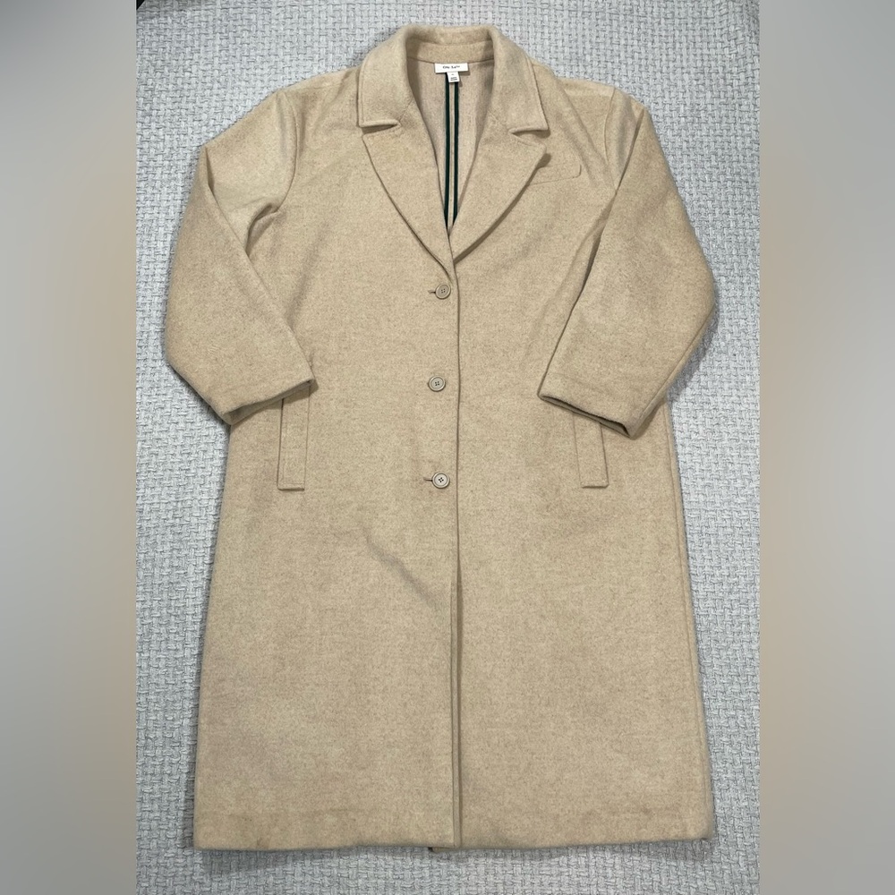 Classic Beige Trench Coat - Women